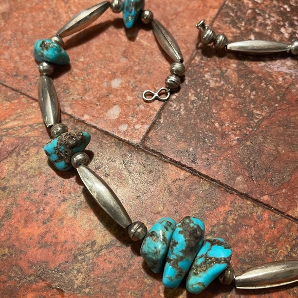 Vintage turquoise and silver melon bead nugget choker necklace - Picture 4 of 7